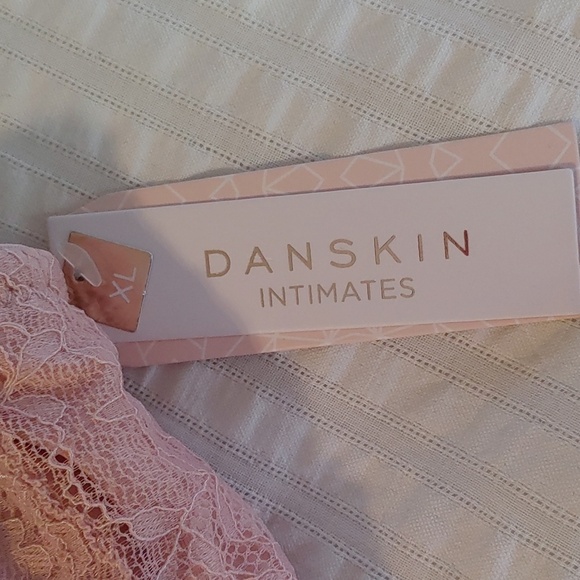 NWT Danskin Soft Lace Pink/Blush Bra XL - Picture 6 of 11